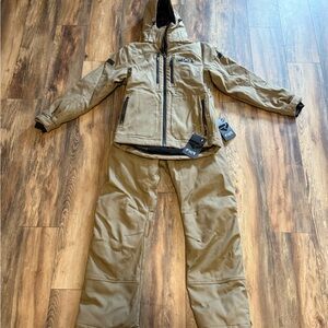 FXR Unisex winter set! Jacket Size Small & Medium Bibs! Sand color